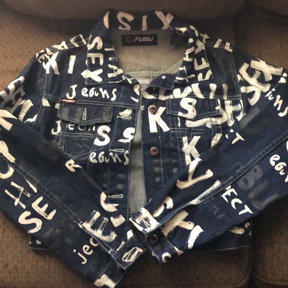 Trendy denim jacket - Picture 1 of 2